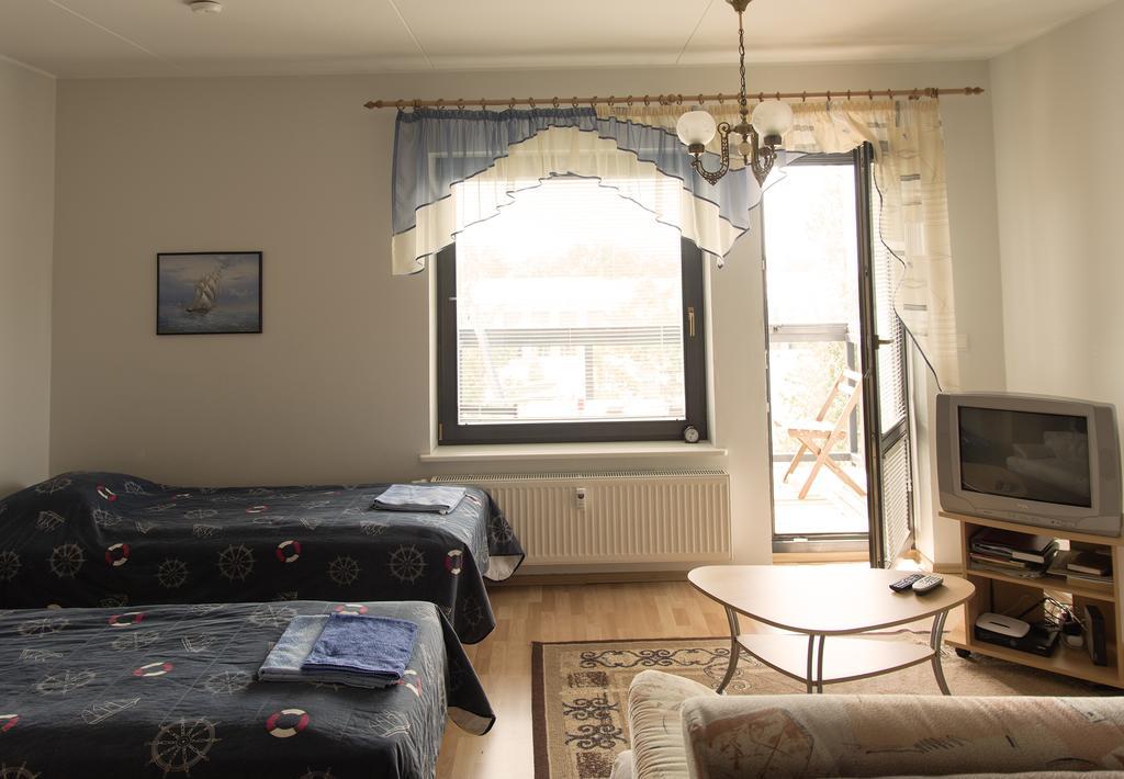 Paernu Karusselli Beach Apartment Eksteriør billede